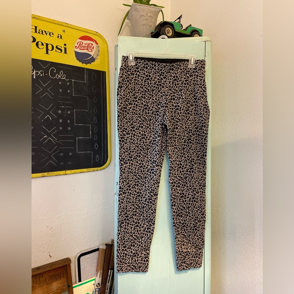 A New Day Animal Print Ponte Pants / Leggings , size 2